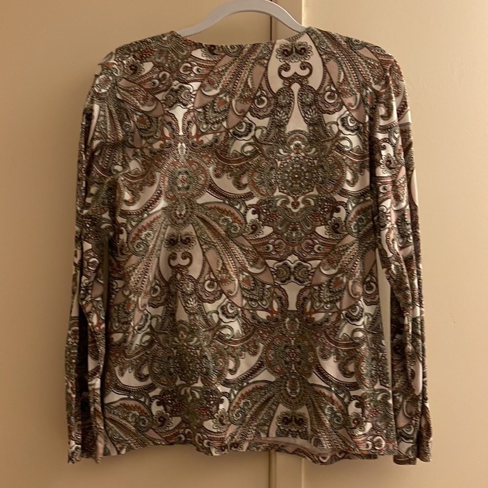 Dusty Rose Paisley Tee - Picture 4 of 7